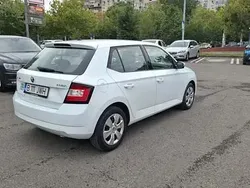 Alb Utilizat 2018 Skoda Fabia Hatchback | 6.700 EUR (Super Preț)