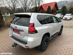 Gri Utilizat 2019 Toyota Land Cruiser SUV | 40.727 EUR (Puțin scump)