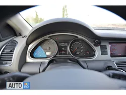Argintiu Utilizat 2013 Audi Q7 SUV | 22.800 EUR