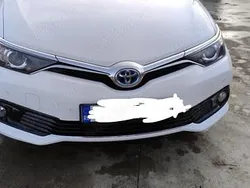 Utilizat 2016 Toyota Auris Hybrid | 11.500 EUR (Preț OK)