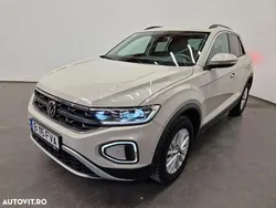 Gri Utilizat 2022 VW T-Roc SUV | 20.587 EUR (Super Preț)