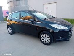 Culoarenegru Utilizat 2014 Ford Fiesta Titanium Hatchback | 4.240 EUR (Super Preț)