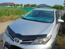 Gri Utilizat 2014 Toyota Auris Hatchback | 5.999 EUR