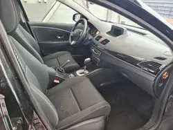 Negru Utilizat 2011 Renault Mégane III Hatchback | 3.300 EUR (Super Preț)