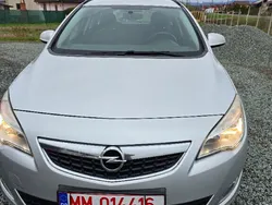 Utilizat 2013 Opel Astra Berlinǎ | 3.400 EUR (Super Preț)