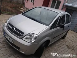 Argintiu Utilizat 2004 Opel Meriva Monovolum | 3.650 EUR