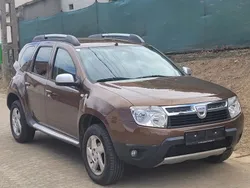 Maro Utilizat 2011 Dacia Duster Lauréate SUV | 4.950 EUR (Preț bun)