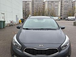 Culoarealbastru Utilizat 2013 Kia Ceed Hatchback | 6.790 EUR (Puțin scump)
