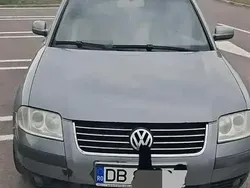 Gri Utilizat 2003 VW Passat Berlinǎ | 1.750 EUR (Preț OK)