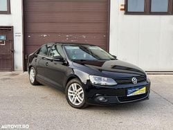Culoarenegru Utilizat 2012 VW Jetta Comfortline Berlinǎ | 5.500 EUR (Super Preț)