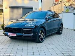 Negru Utilizat 2020 Porsche Cayenne SUV | 73.185 EUR (Scump)