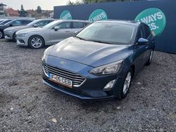 Alb Utilizat 2017 Ford Focus Trend Berlinǎ | 12.750 EUR (Scump)