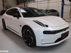 Culoarealb Utilizat 2024 Zeekr 001 Long Range RWD Berlinǎ | 58.080 EUR