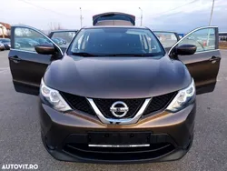 Bej Utilizat 2015 Nissan Qashqai SUV | 8.890 EUR (Preț OK)