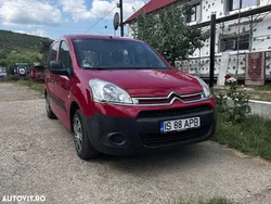 Rosu Utilizat 2015 Citroën Berlingo Feel Monovolum | 3.775 EUR
