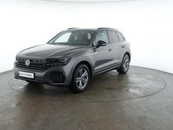 Gri mediumetalic Utilizat 2021 VW Touareg R-line SUV | 51.800 EUR