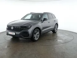 Gri mediumetalic Utilizat 2021 VW Touareg R-line SUV | 53.500 EUR