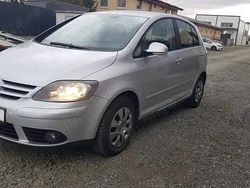Utilizat 2007 VW Golf Plus Cross Monovolum | 2.550 EUR