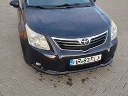 Negru Utilizat 2011 Toyota Avensis T2 Break | 5.000 EUR (Preț OK)