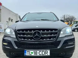 Negru Utilizat 2011 Mercedes ML300 SUV | 12.000 EUR