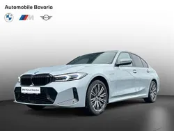 Albastru portimao metalizat metalizat Utilizat 2024 BMW 330e Comfort Edition Berlinǎ | 53.645 EUR (Scump)