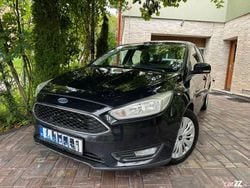 Negru Utilizat 2015 Ford Focus | 6.200 EUR (Preț bun)