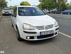 Culoarealb Utilizat 2007 VW Golf V Trendline Hatchback | 2.700 EUR (Preț bun)