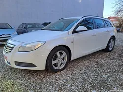 Alb Utilizat 2010 Opel Insignia Edition Break | 4.599 EUR