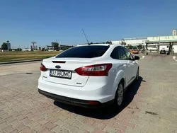 Alb Utilizat 2014 Ford Focus Trend Berlinǎ | 5.100 EUR (Preț OK)