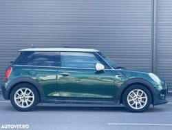 Culoareverde Utilizat 2018 Mini Cooper Hatchback | 12.499 EUR (Puțin scump)