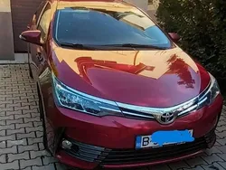 Rosu Utilizat 2016 Toyota Corolla Luna Berlinǎ | 8.200 EUR