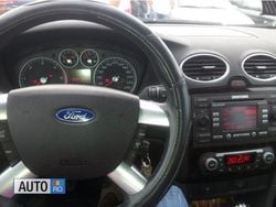 Negru Utilizat 2007 Ford Focus Ghia Break | 3.000 EUR (Scump)