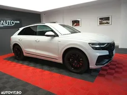 Alb Utilizat 2020 Audi Q8 SUV | 58.900 EUR