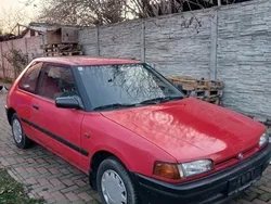 Rosu Utilizat 1996 Mazda 323 Hatchback | 2.000 EUR