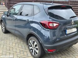 Culoarealbastru Utilizat 2019 Renault Captur Life SUV | 10.300 EUR (Preț bun)
