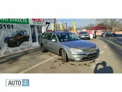 Argintiu Utilizat 2004 Ford Mondeo Break | 1.499 EUR (Preț bun)