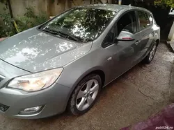 Utilizat 2010 Opel Astra Berlinǎ | 3.100 EUR (Preț OK)