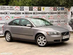 Gri Utilizat 2007 Volvo S40 Summum Berlinǎ | 2.490 EUR (Preț bun)