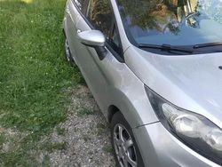 Utilizat 2009 Ford Fiesta Hatchback | 2.000 EUR