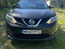 Negru Utilizat 2015 Nissan Qashqai SUV | 9.999 EUR (Preț OK)