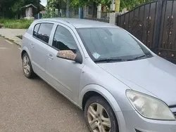 Utilizat 2009 Opel Astra Hatchback | 1.000 EUR