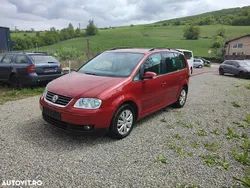 Culoarerosu Utilizat 2007 VW Touran Highline Monovolum | 2.500 EUR