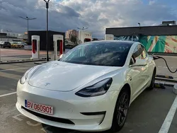Alb Utilizat 2020 Tesla Model 3 Performance Berlinǎ | 22.900 EUR (Preț bun)