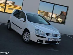 Alb Utilizat 2009 VW Golf VI Comfortline Hatchback | 3.699 EUR (Preț bun)