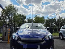 Culoarealbastru Utilizat 2016 Ford Focus Titanium Hatchback | 9.400 EUR (Preț OK)