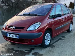 Rosu Utilizat 2001 Citroën Xsara | 1.850 EUR
