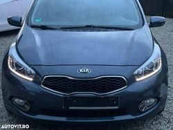 Culoarealbastru Utilizat 2012 Kia Ceed Platinum Edition Hatchback | 5.300 EUR (Preț OK)