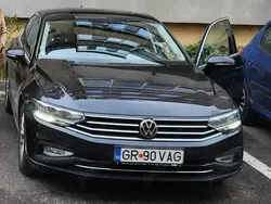Negru Utilizat 2021 VW Passat Berlinǎ | 23.000 EUR (Puțin scump)