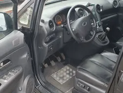 Negru Utilizat 2007 Kia Carens 4 Monovolum | 2.900 EUR