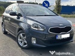 Gri Utilizat 2014 Kia Carens Monovolum | 7.199 EUR
